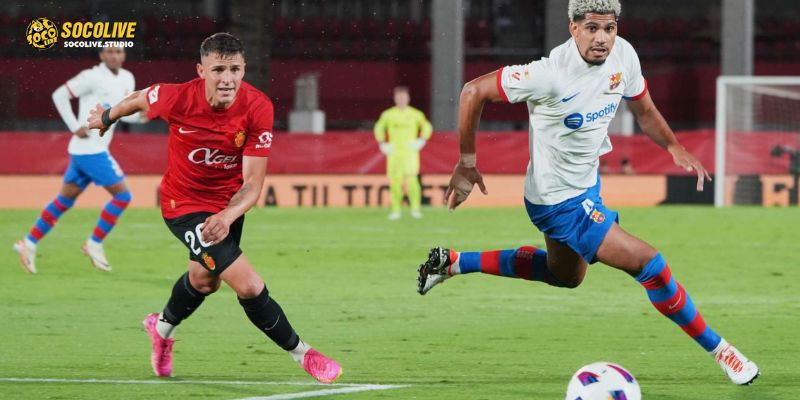 Hàng công hủy diệt của Barcelona sẵn sàng "bắn phá" khung thành đội khách để củng cố ngôi đầu